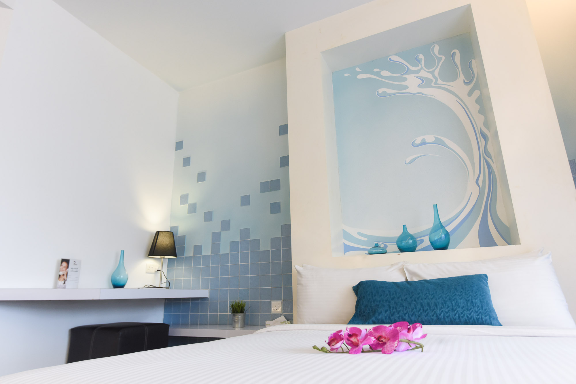 Step into the serene water inspired Water Suite. Be calm as water as you rest yourself in this room filled with amenities such as air-conditioned, shower facilities, complimentary WiFi, in-room safe and many more